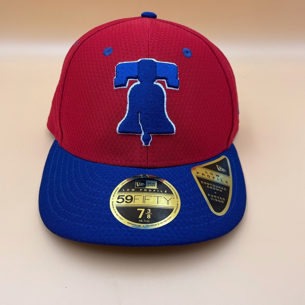 Fitted Phillies Hat size 7 3/8